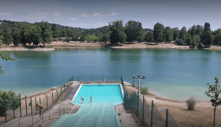 Glijbaan Camping les 3 Lacs du Soleil Trept in Isère